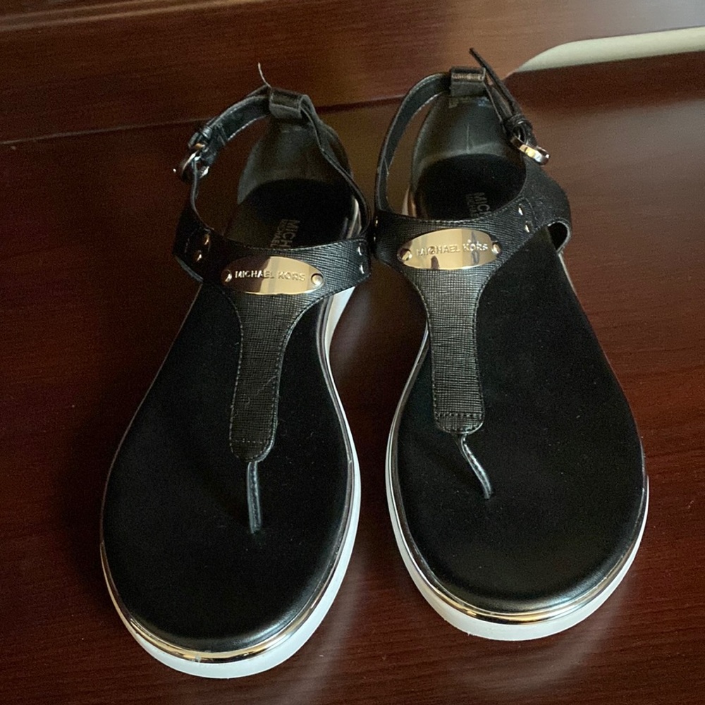 Michael Kors Sandals women's 8